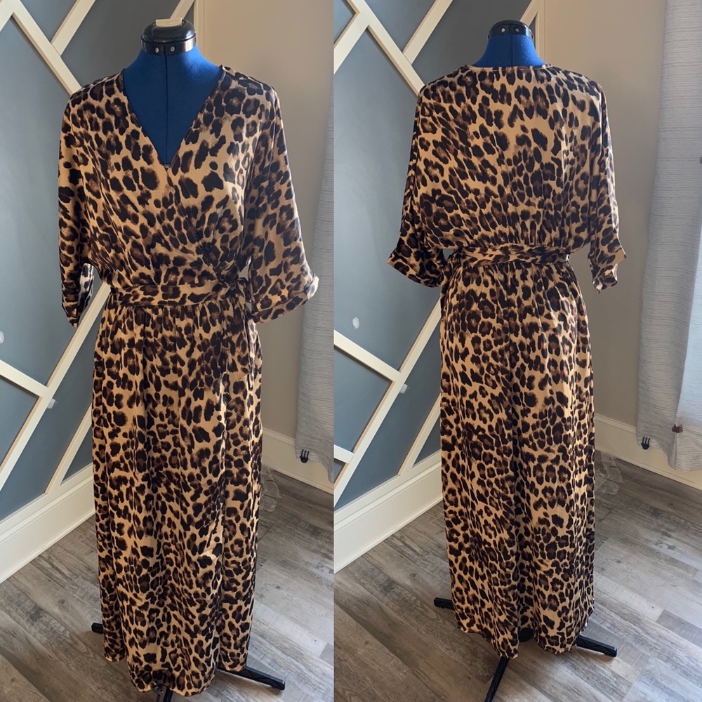 Dress Day Leopard Wrap Up Dress